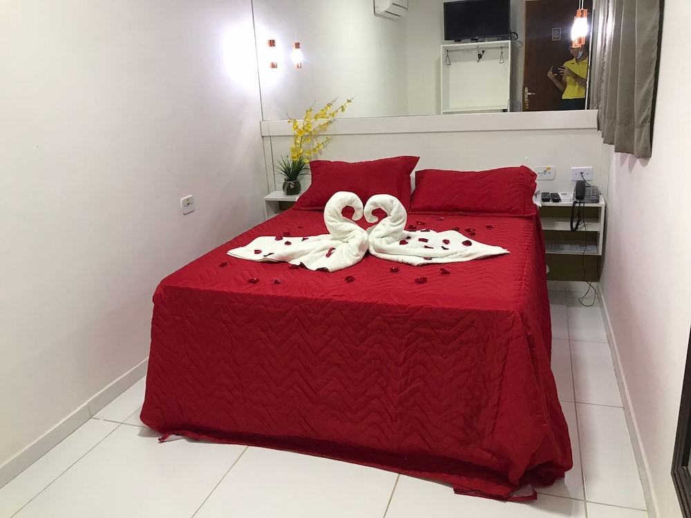 Basic Double Room, Non Smoking - Photo 1