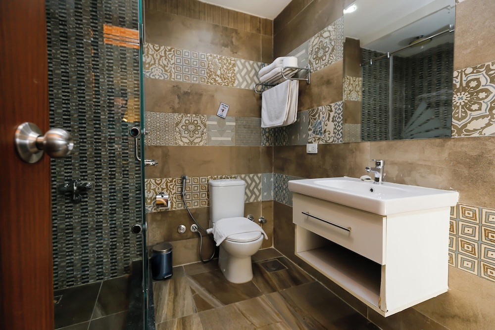 Executive Double Room, Jetted Tub (Pyramids View) - Photo 9