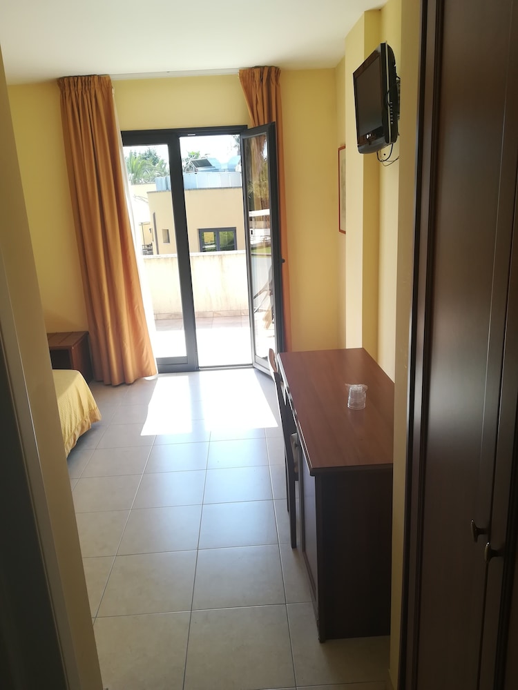 Double Room Single Use photo 3