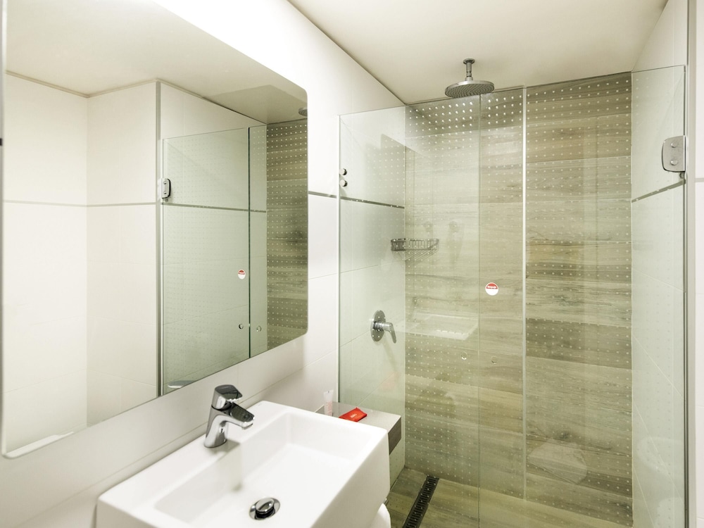 Standard Room (1 Double Bed and 1 Bed for children) - Photo 6