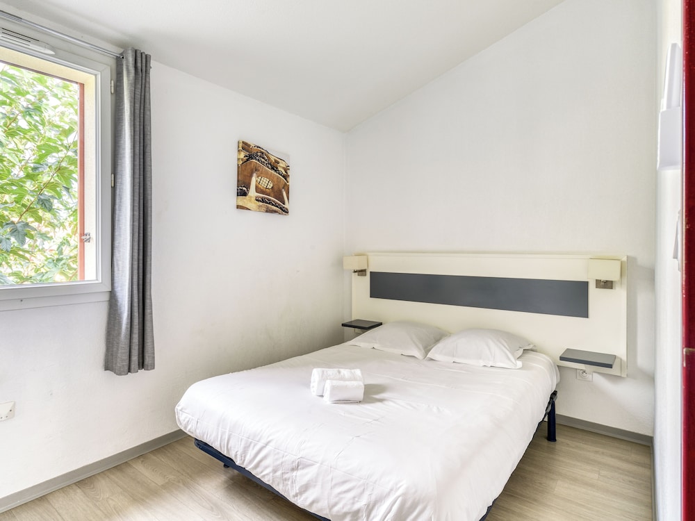 House, 2 rooms, Balcony 6 people