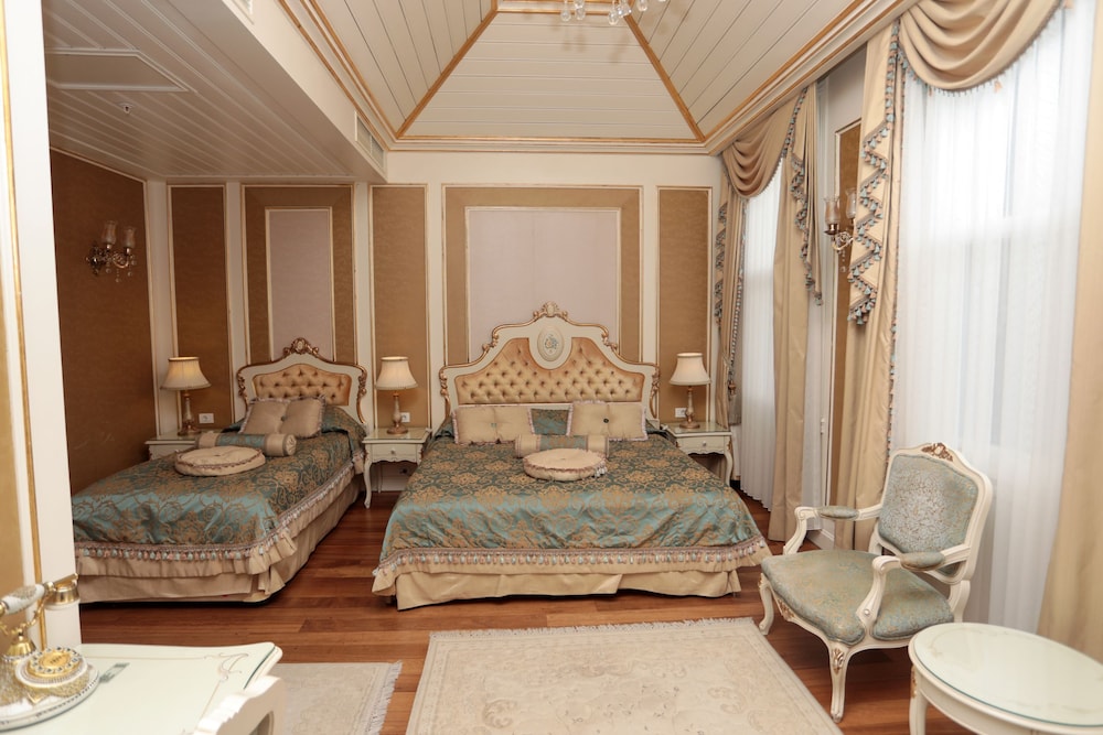 Suite - Photo 4