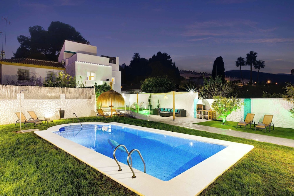 Villa (4 Habitaciones)