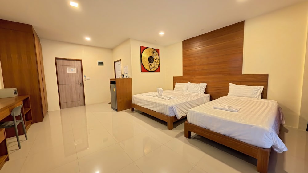 Luxury Triple Room
