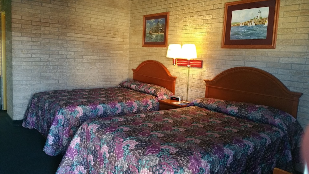 Classic Room, 2 Double Beds, Non Smoking