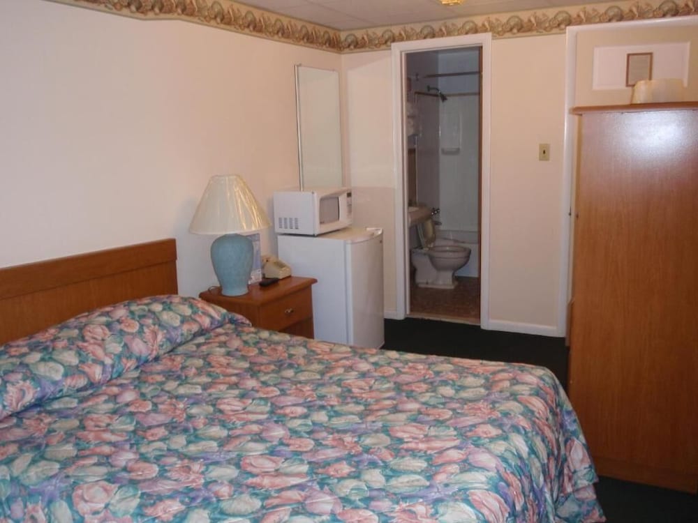 Room, 1 Double Bed, Non Smoking - Photo 1