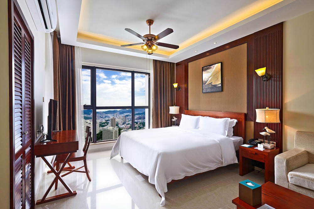 Superior Room, City View
