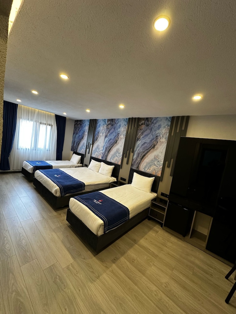 Family Quadruple Room