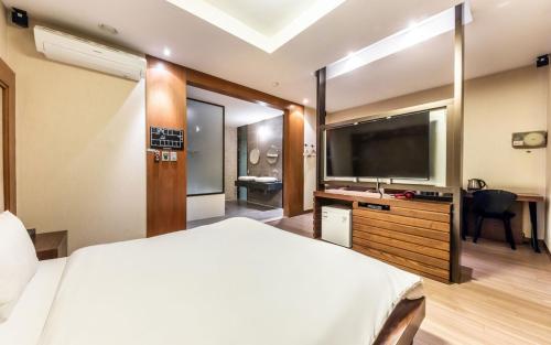 Deluxe Double Room - Photo 4