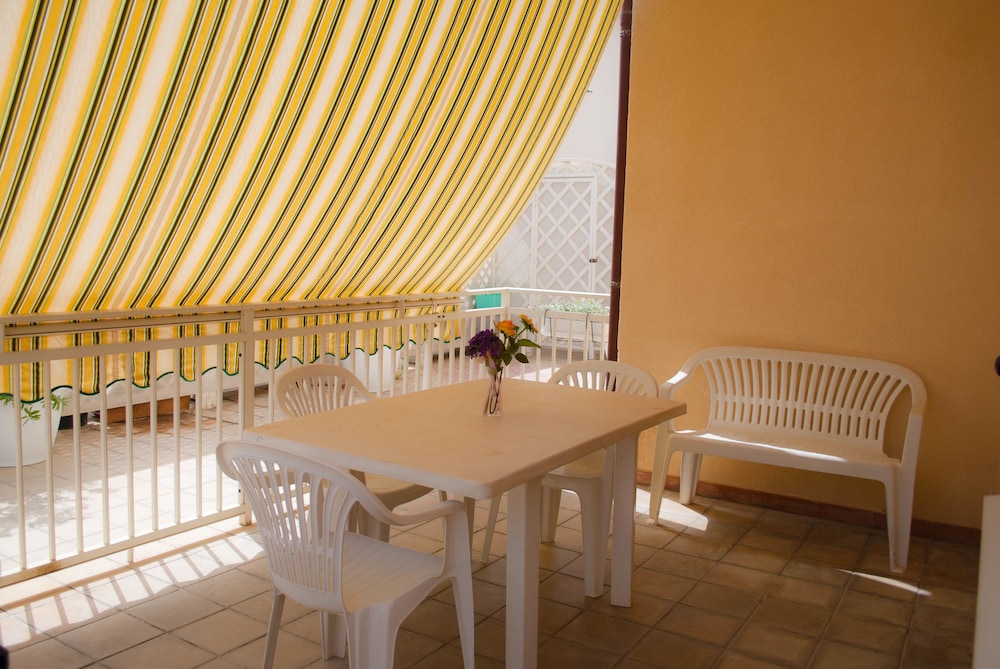 Family Studio, 1 Bedroom, Ground Floor photo 1