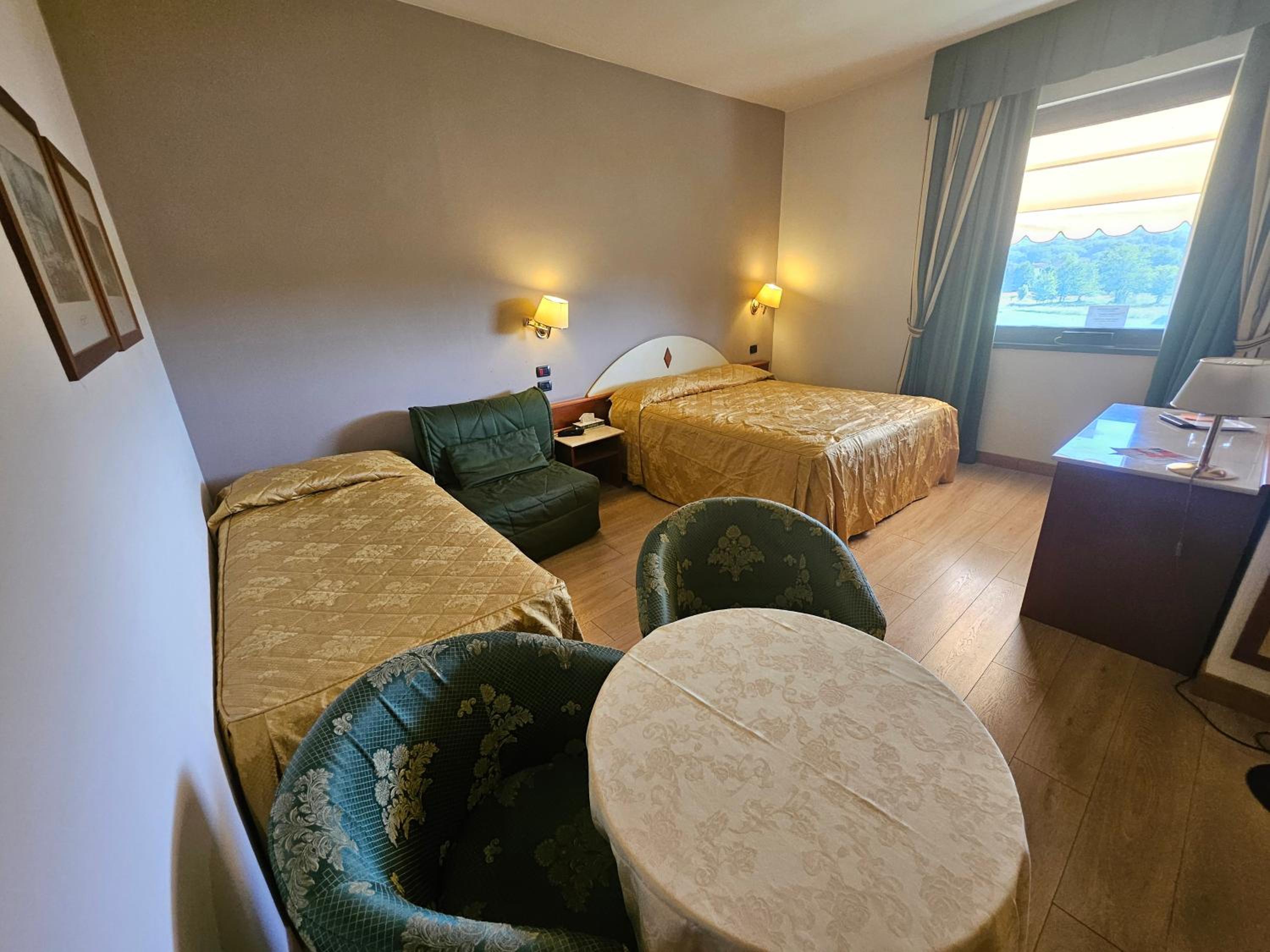 Triple Room photo 2
