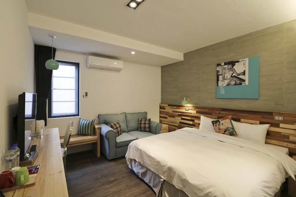 Standard Double Room (Audrey) photo 3