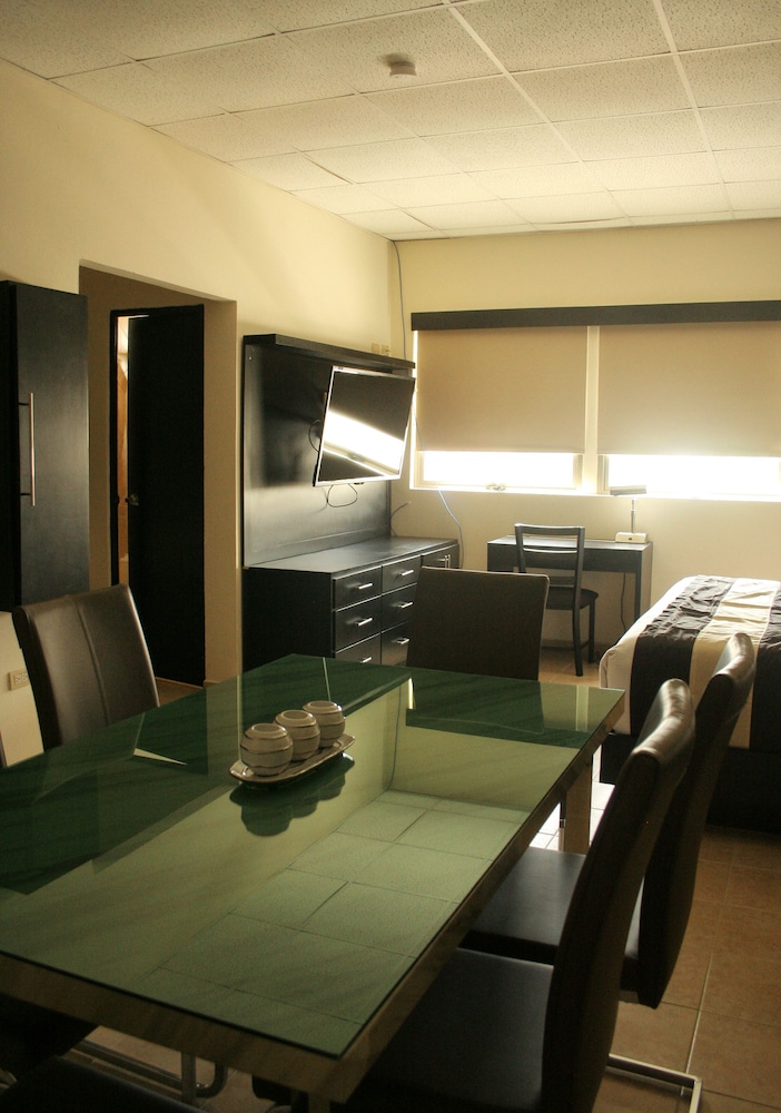 Suite, 1 King Bed photo 1