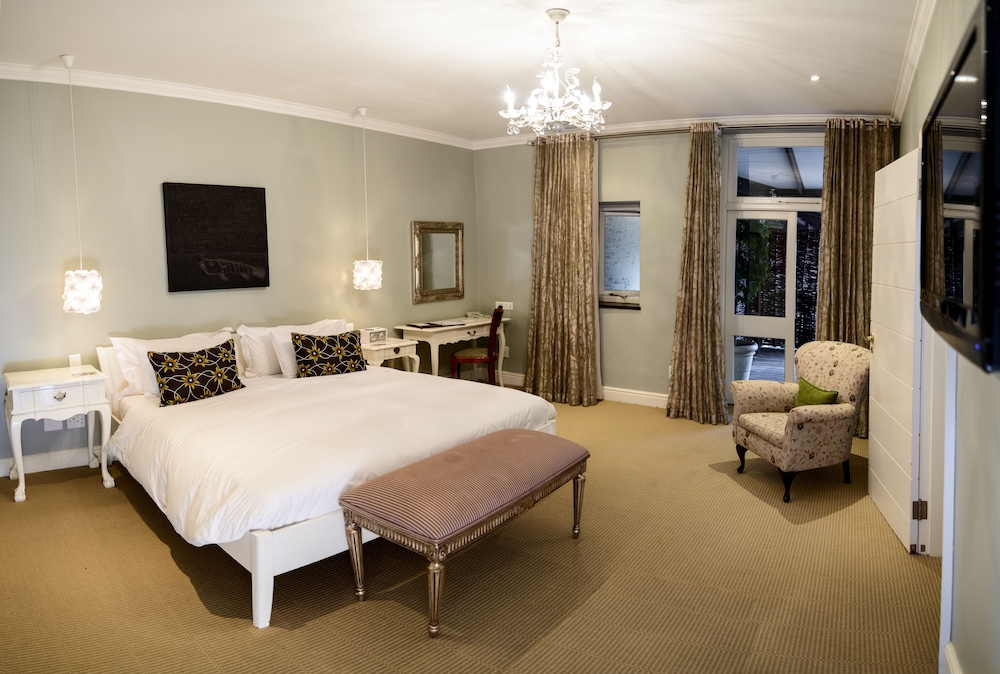 Luxury Room - Photo 30