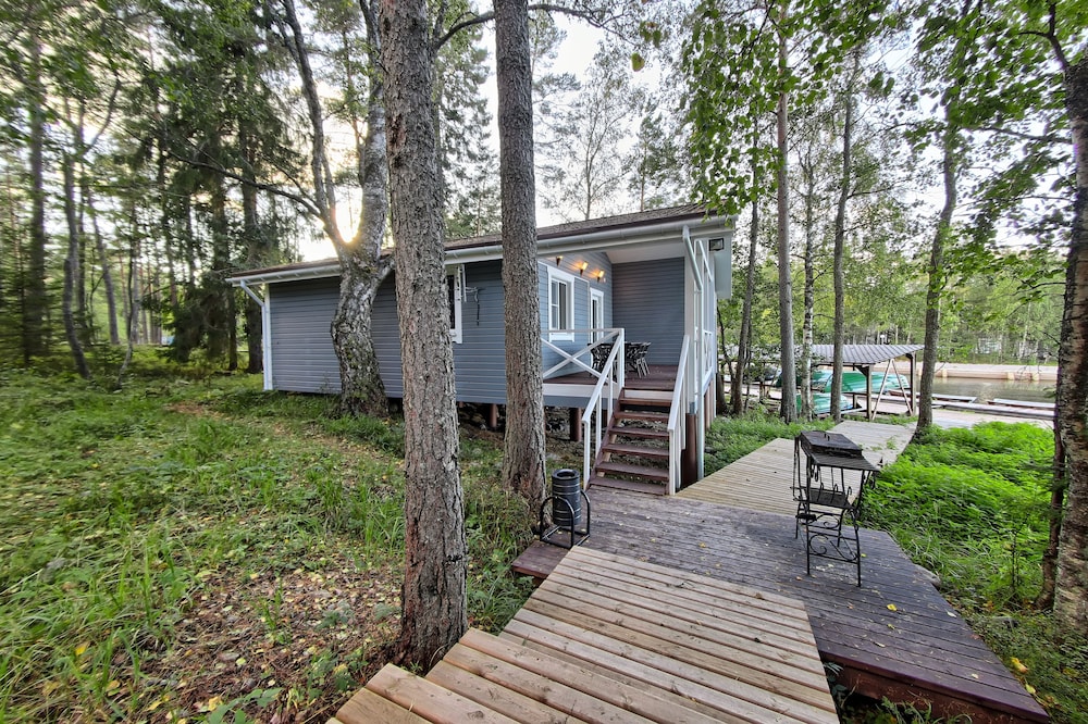 Classic House, 2 Bedrooms, Marina View, Beachfront photo 1