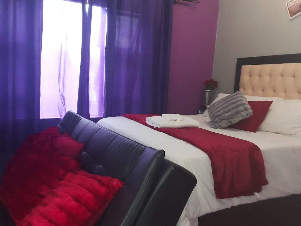 Comfort House, 3 Bedrooms, Kitchen photo 2