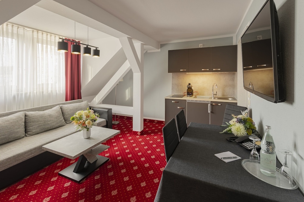 Standard Suite