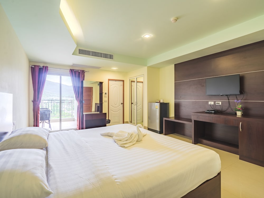 Superior Triple Room photo 3