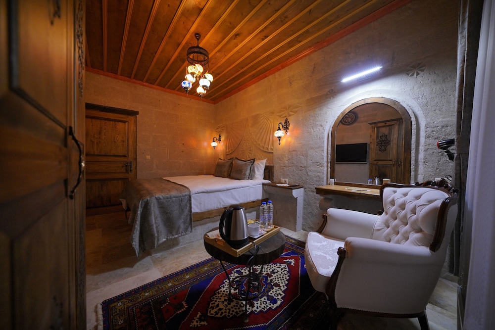 Hanzade Deluxe Stone Room - Photo 22