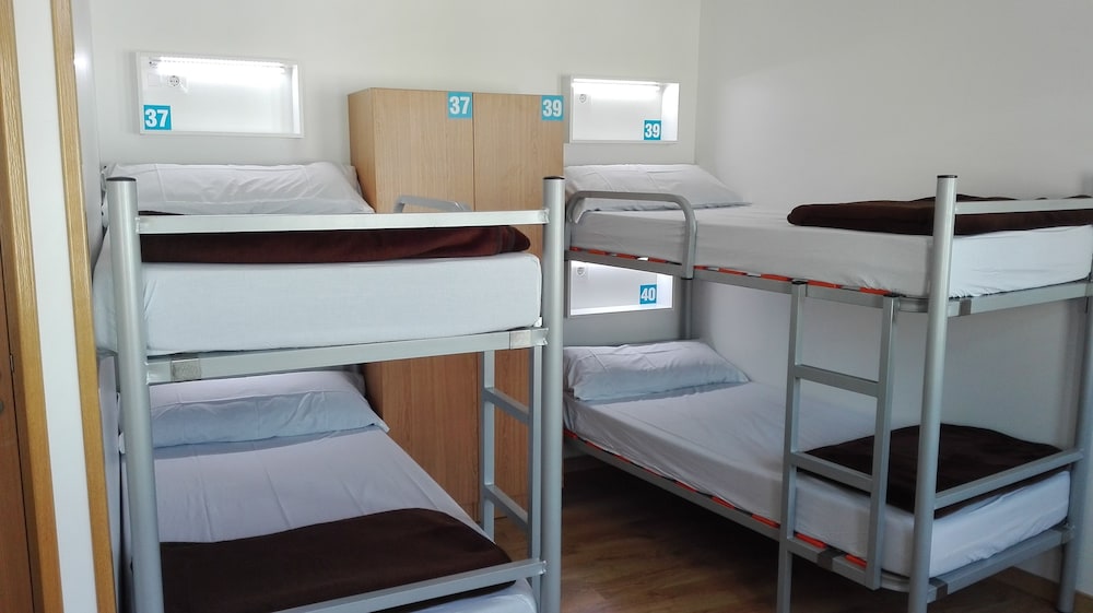 Quadruple Room (2 Twin Bunk Beds) photo 3