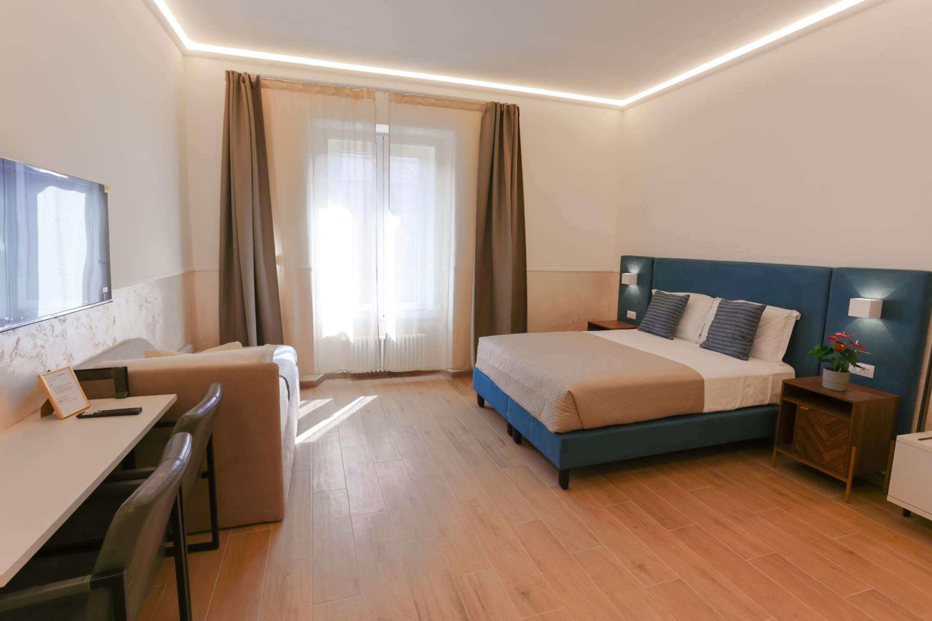 Quadruple Room with Private Bathroom