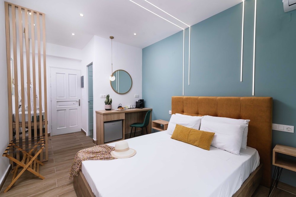 Deluxe Studio Suite