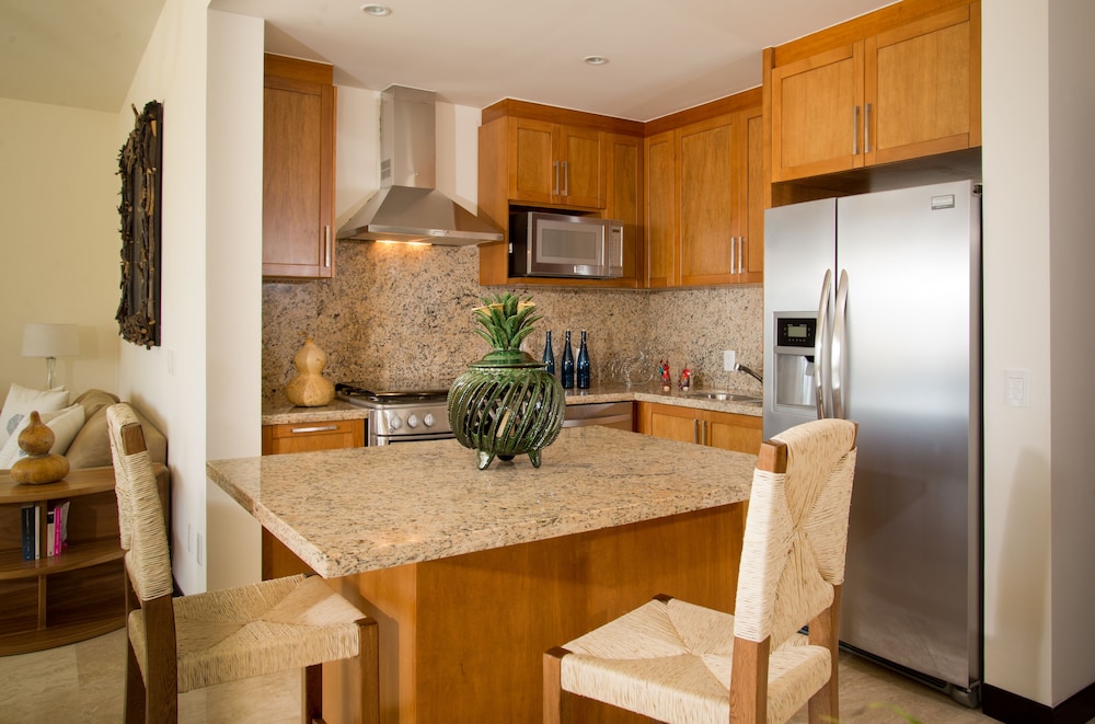 Master Suite Private Pool & Terrace photo 3