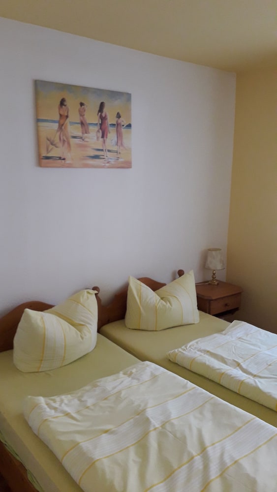 Standard Double Room photo 3