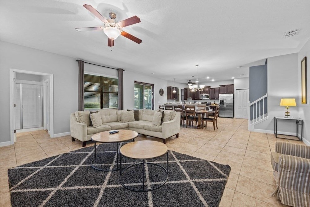 House, Multiple Bedrooms