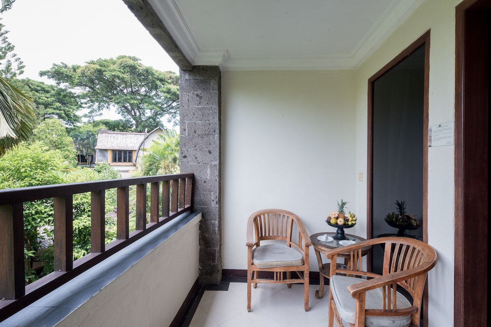 Deluxe Room - Room Only - Photo 11
