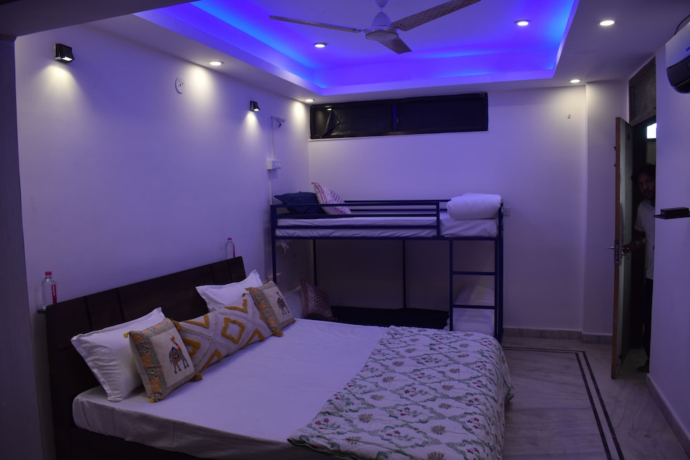 Deluxe Shared Dormitory