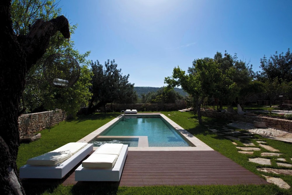 Villa, Mountain View