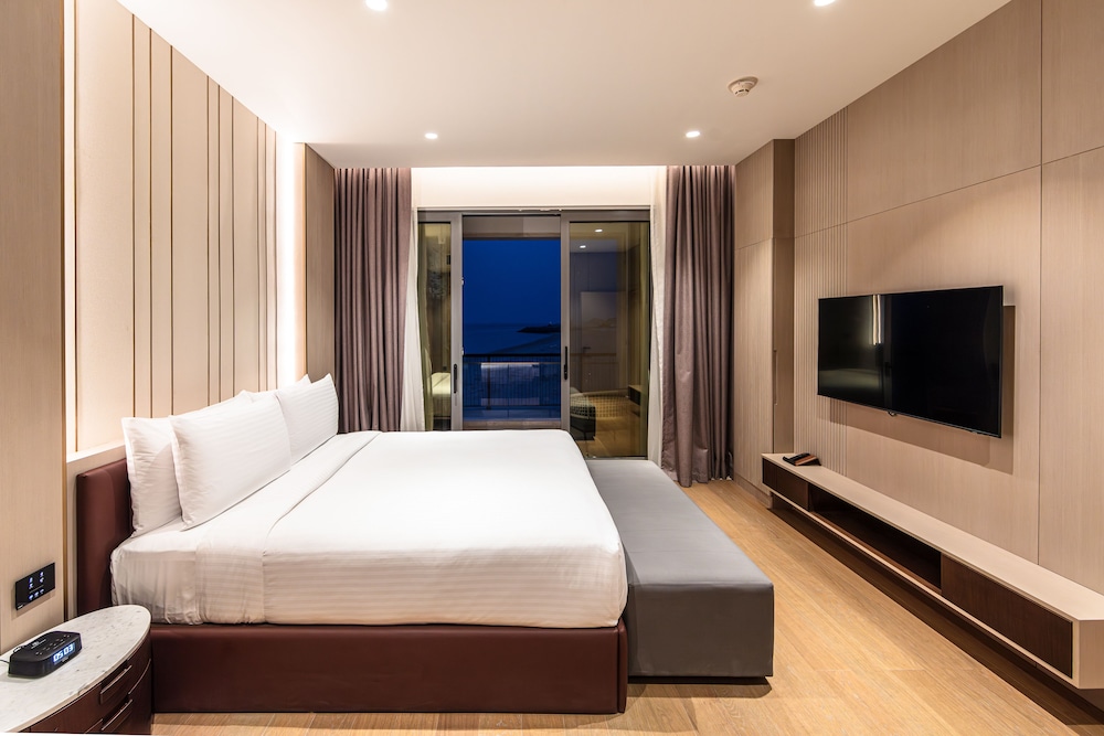 Superior Villa, 2 Bedrooms (Meryal Waterpark Access) - Photo 1