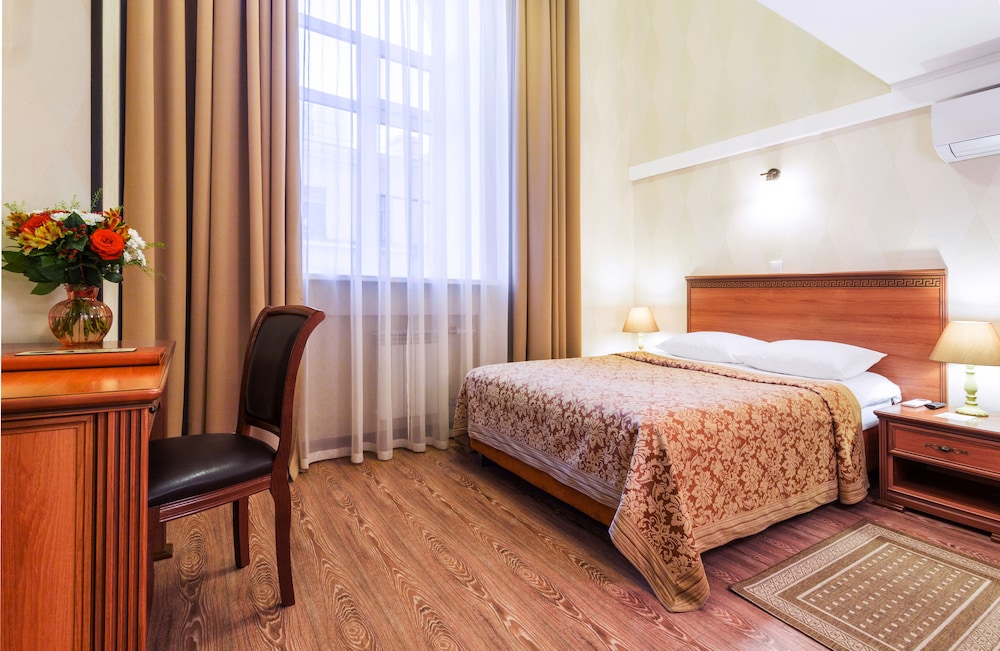 Standard Room photo 1