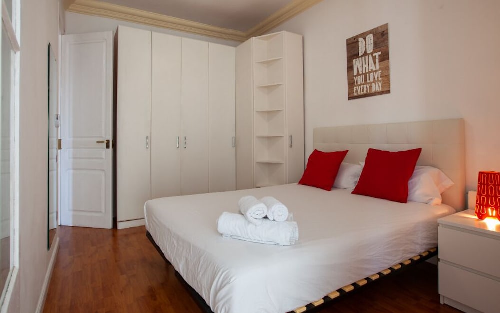 Deluxe Apartment, 3 Bedrooms photo 3