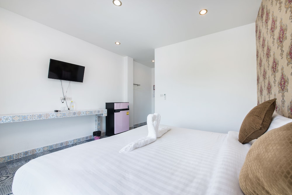 Standard Double Room - Photo 7