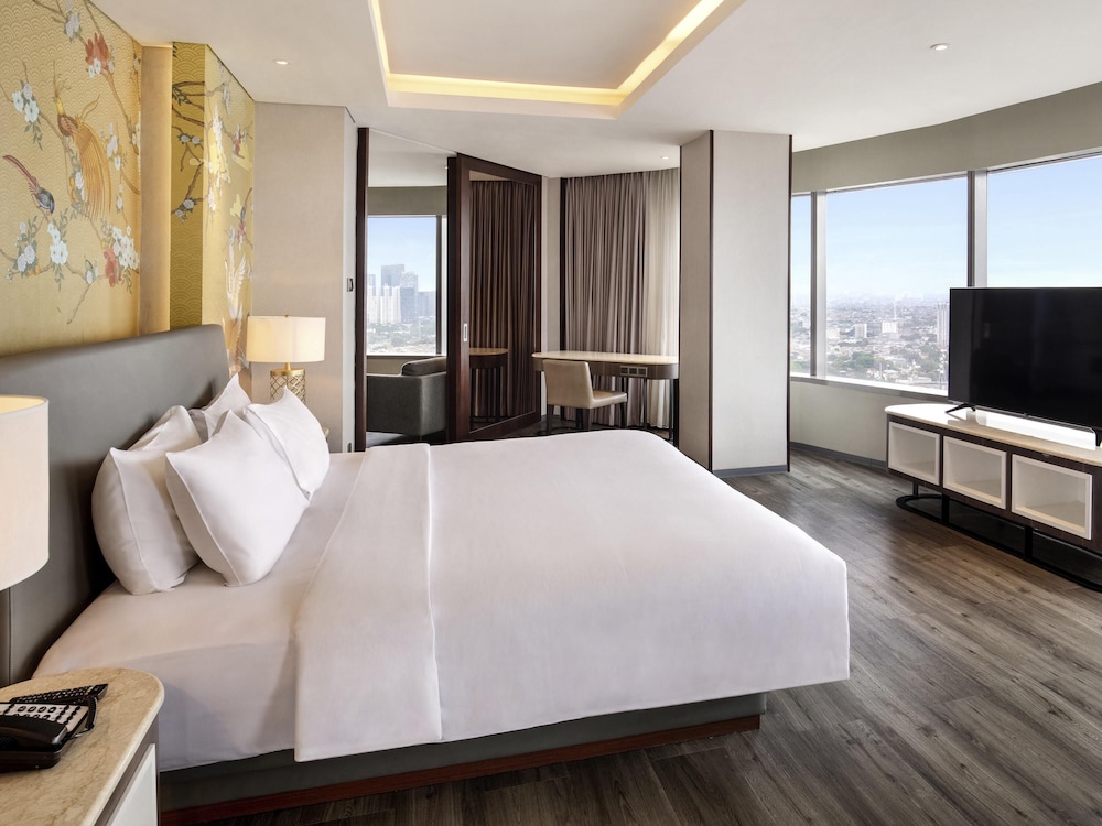 Executive Suite, 1 King Bed - Photo 5