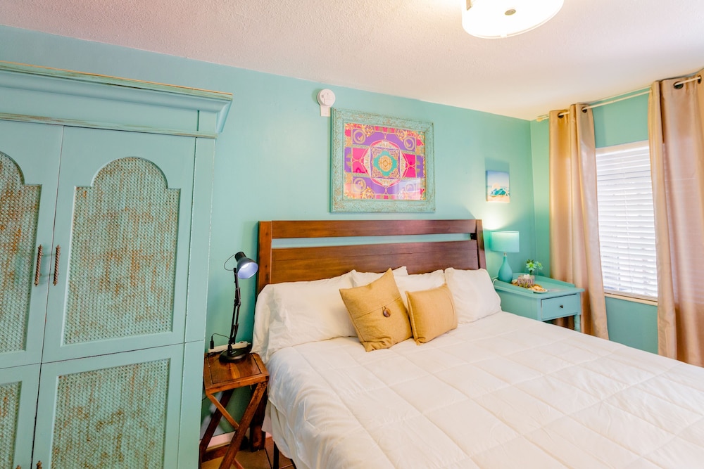Basic Room photo 2