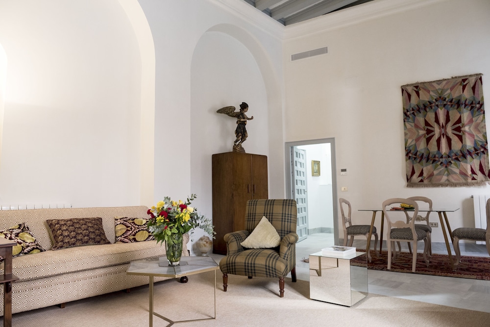 Apartment, 2 Bedrooms (03)