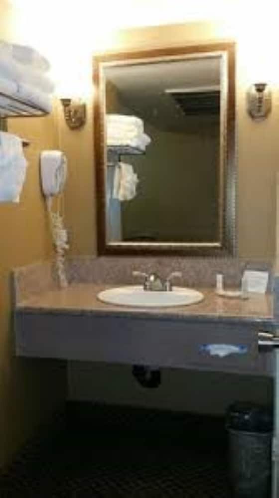 Comfort Inn & Suites Moreno Valley near March Air Reserve Base, Zdjęcie 5