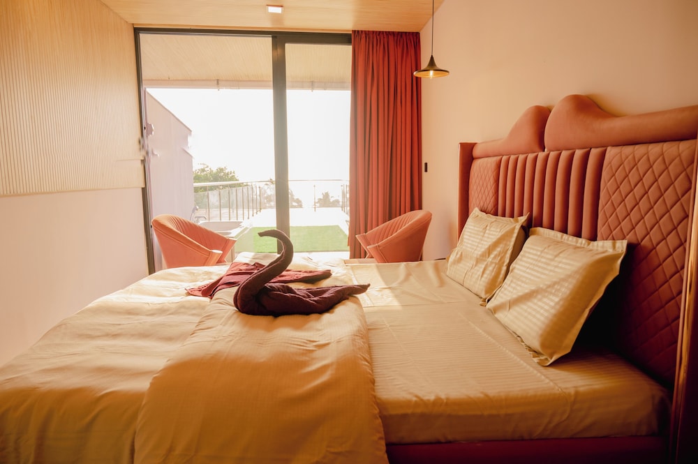 Deluxe Sea View Room with Private Terrace and Open Jacuzz photo 1