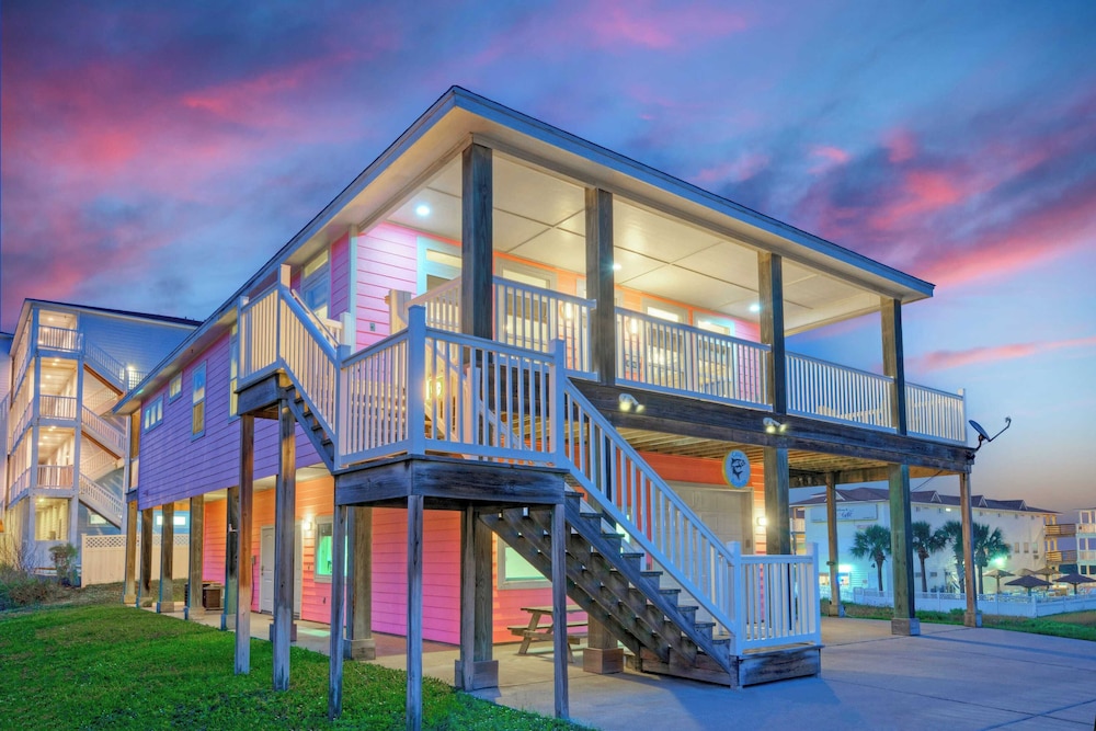 House (5 Bedrooms)