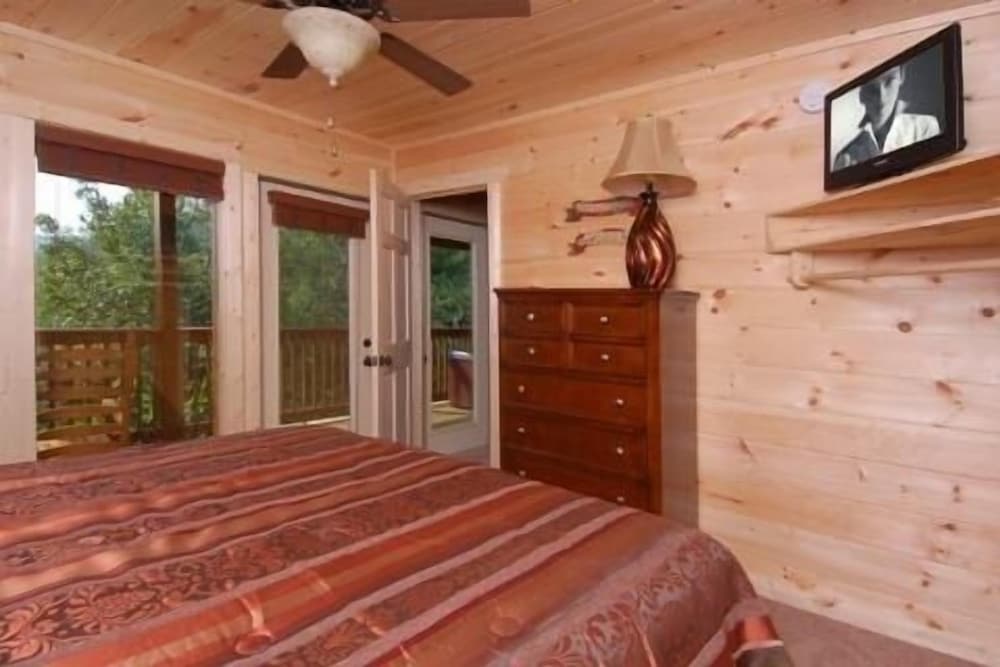 House, 2 Bedrooms