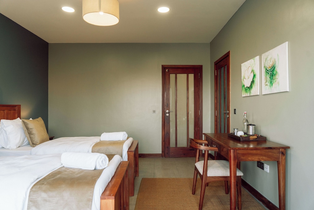Deluxe Twin Room, Balcony, Mountain View