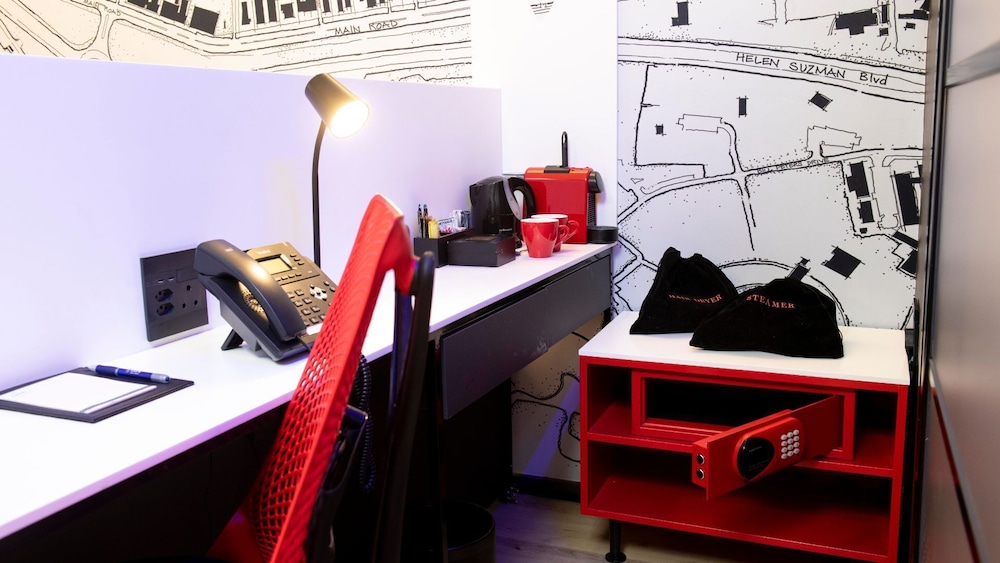 Executive Room - Photo 3