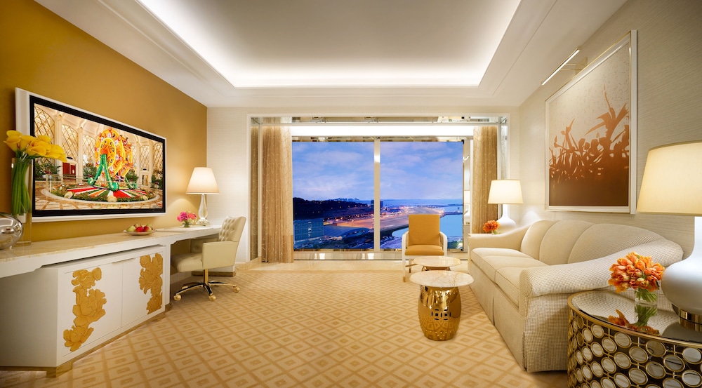 Executive Suite photo 3