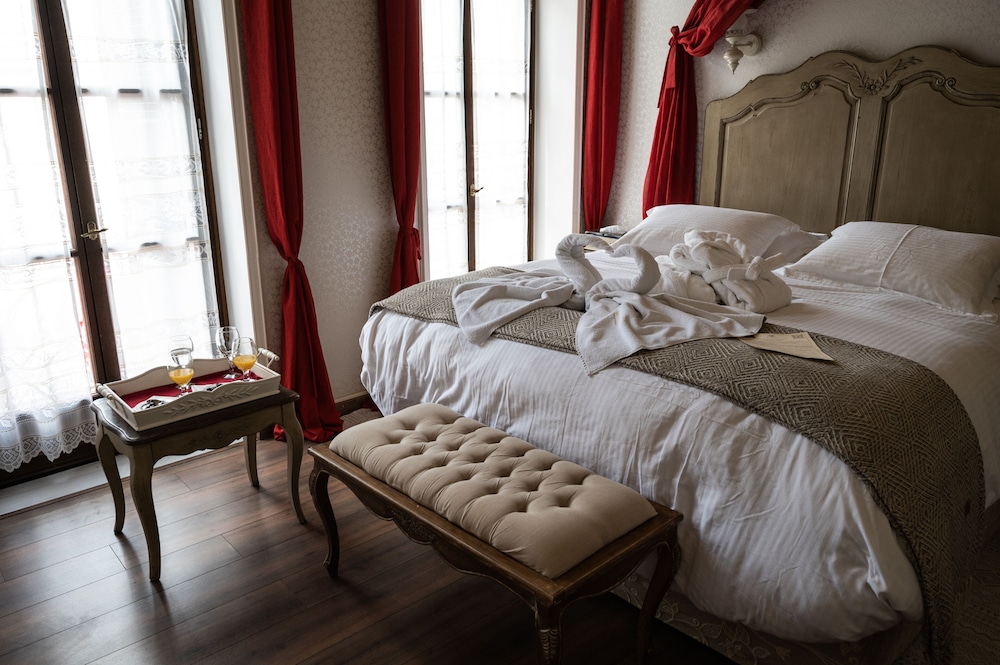 Junior Studio Suite