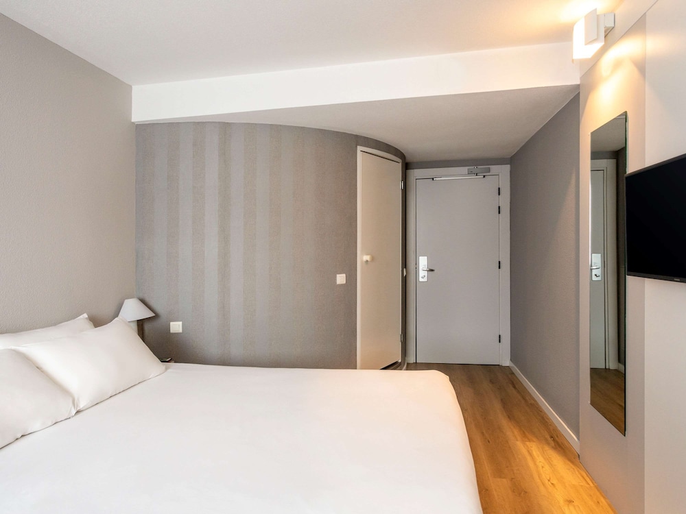 Comfort Room, 1 Double Bed - Photo 5