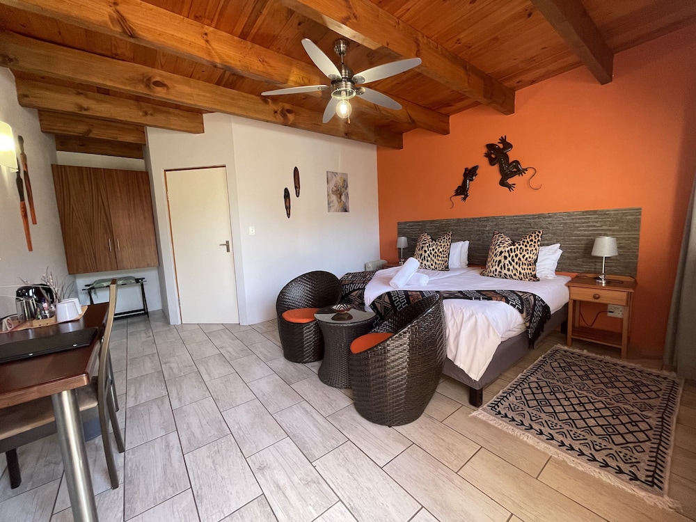 Deluxe Double or Twin Room, Terrace, Garden Area photo 3
