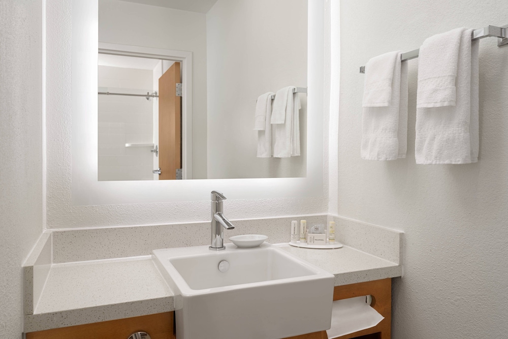 Suite, Multiple Beds - Photo 2